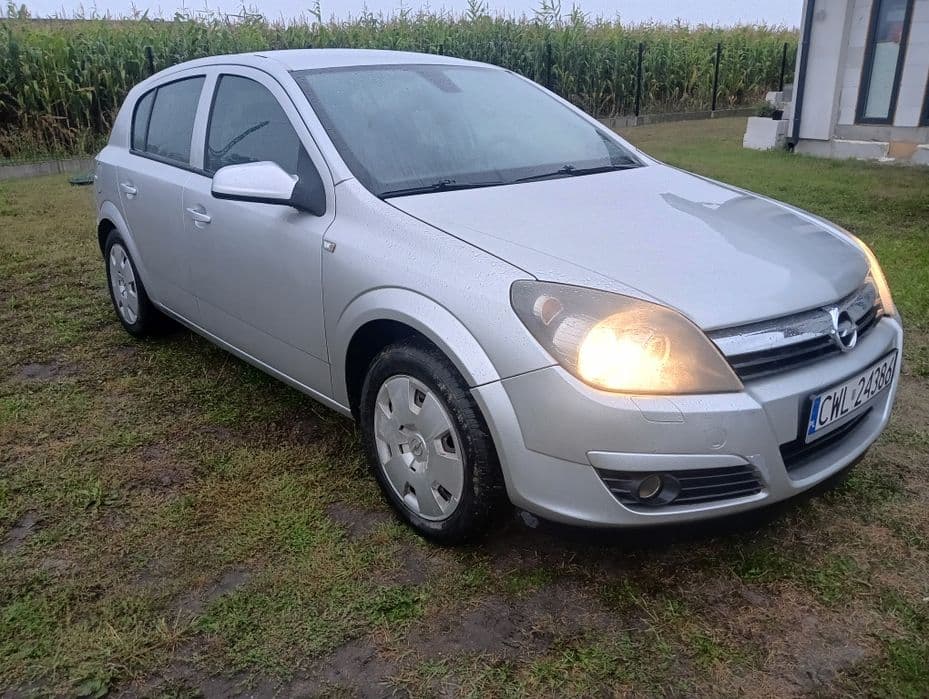 Opel Astra H 1.9 CDTI (2007) - miniatura 2
