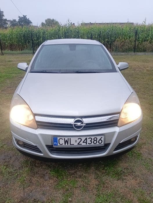 Opel Astra H 1.9 CDTI (2007) - miniatura 3