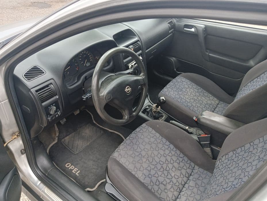 Opel Astra II 1.6 8V (2000) - miniatura 7